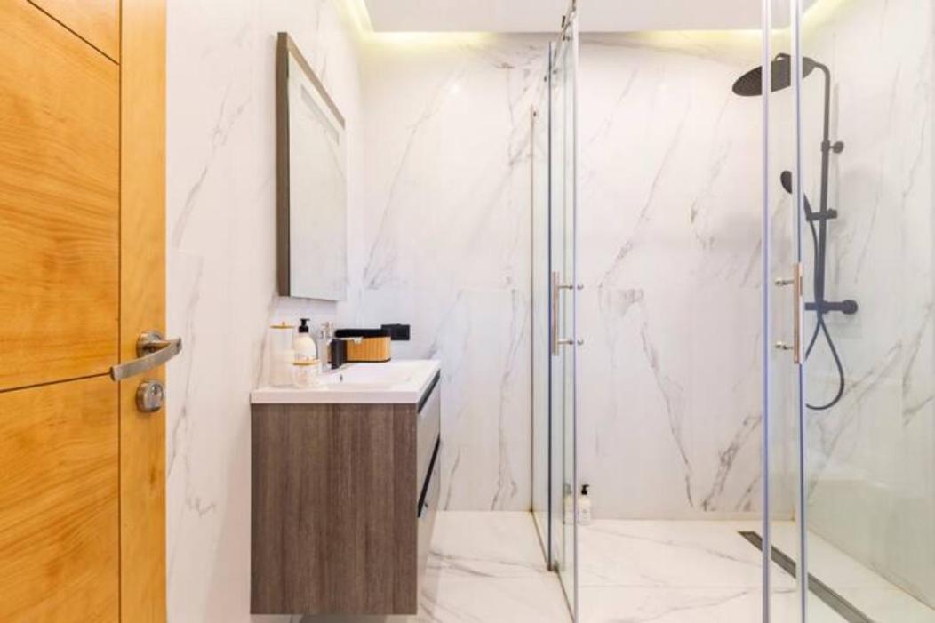 Loft Duplex Familial 200M2 Neuf - Centre Gueliz Lägenhet Marrakesh Exteriör bild